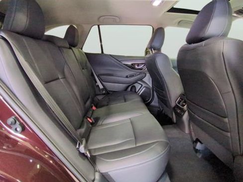 Used 2024 Subaru Outback Touring AWD/4WD image 19