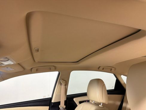 Used 2016 Toyota Avalon XLE Premium FWD image 14