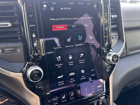 Used 2019 RAM 1500 Laramie AWD/4WD image 38