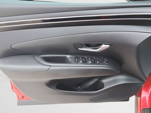 Used 2023 Hyundai Tucson SEL image 14