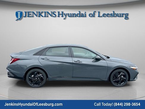 New 2026 Hyundai Elantra Sport image 3