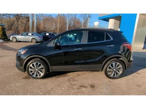 Certified 2022 Buick Encore Preferred w/ Safety Package AWD/4WD image 5