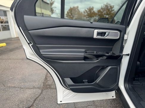 Used 2022 Ford Explorer ST w/ Equipment Group 401A image 20