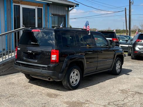 Used 2015 Jeep Patriot Sport w/ Power Value Group image 6