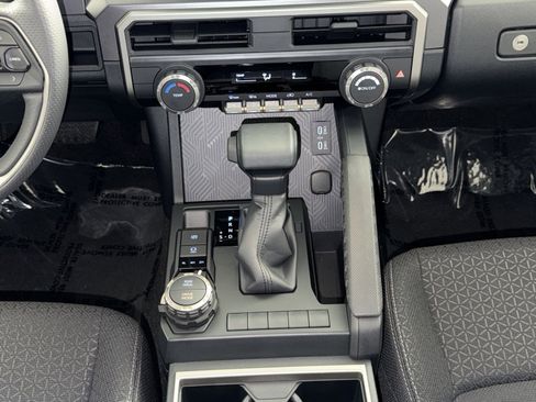 Used 2026 Toyota 4Runner SR5 image 22