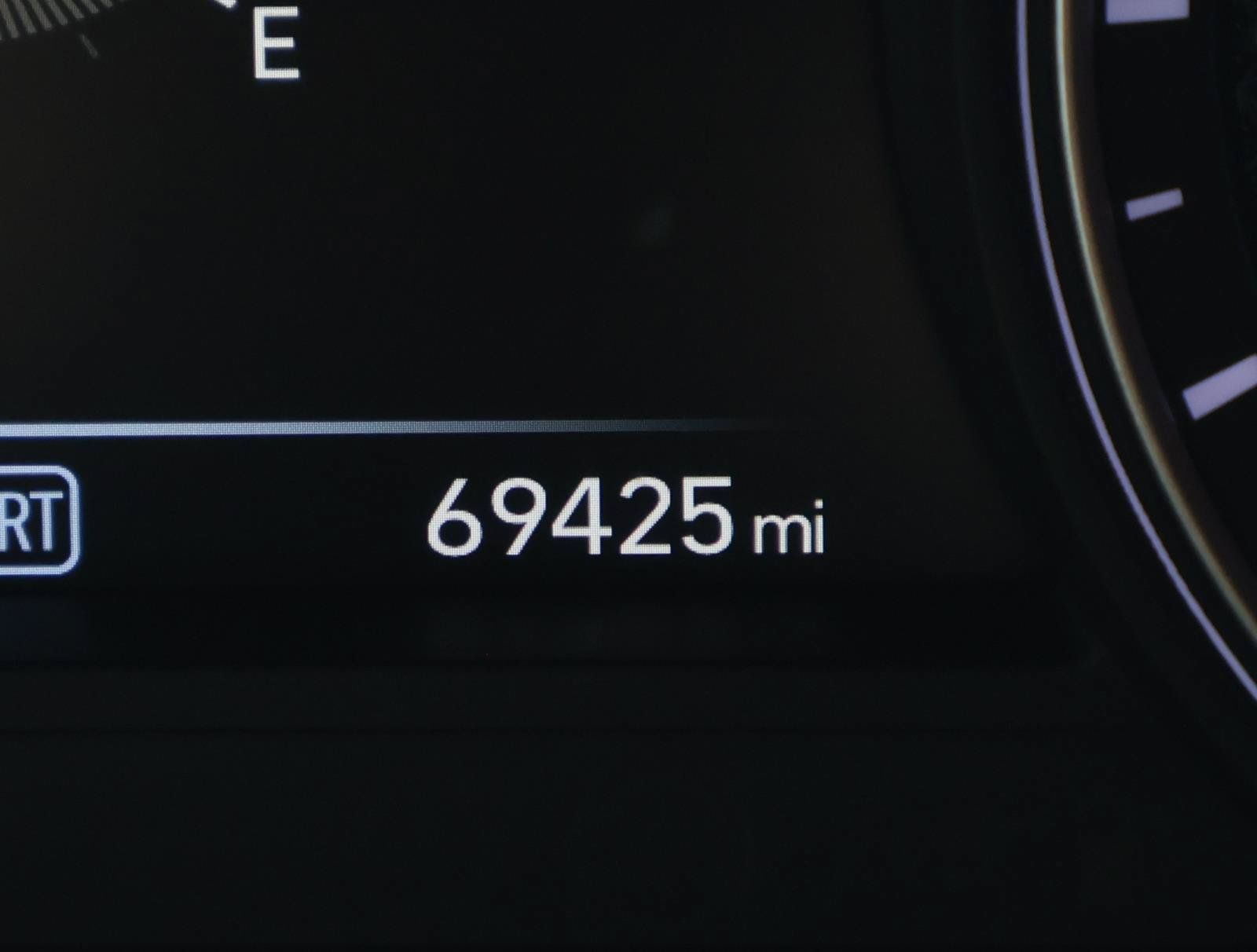 Used 2020 Genesis G70 3.3T w/ Sport Package RWD image 27