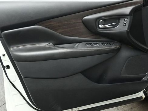 Used 2023 Nissan Murano Platinum w/ Cargo Package image 10