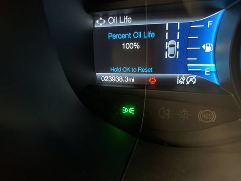 Used 2024 Ford Edge Titanium AWD/4WD image 22