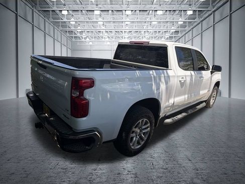 Used 2021 Chevrolet Silverado 1500 LT AWD/4WD image 4