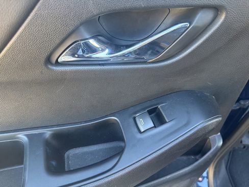 Used 2023 Chevrolet Traverse LT w/ Midnight/Sport Edition image 29