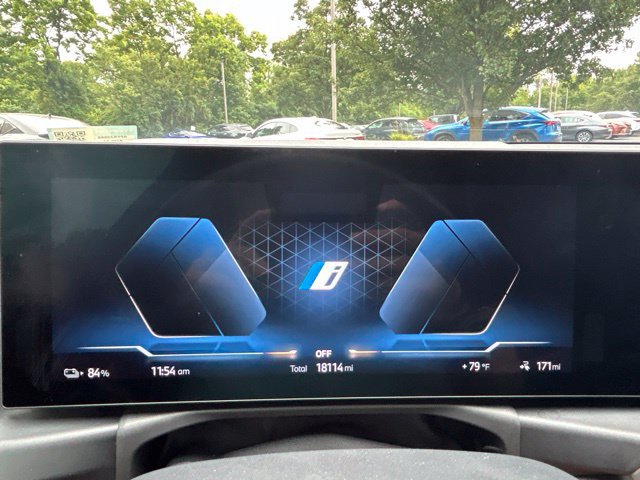 Used 2023 BMW i4 eDrive40 RWD image 14