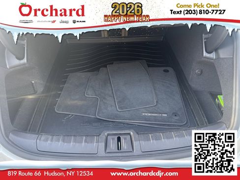 Used 2021 Porsche Taycan Base image 29