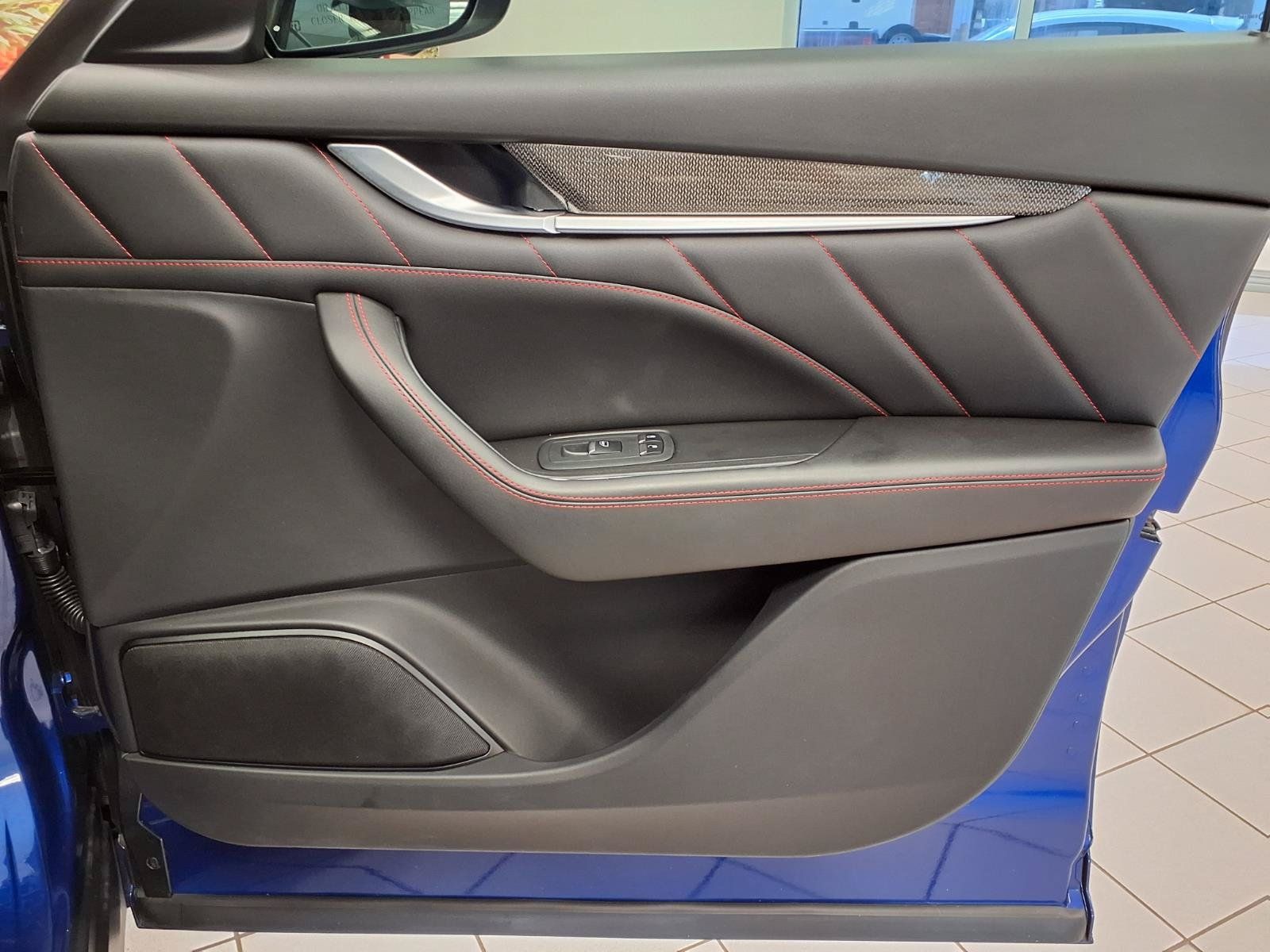 Used 2023 Maserati Levante GT AWD/4WD image 12