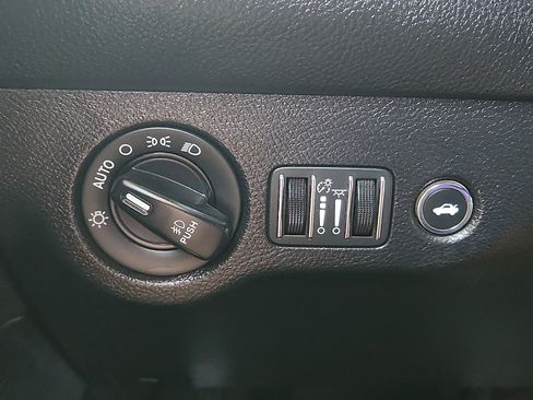 Used 2021 Dodge Challenger SXT w/ Blacktop Package RWD image 17