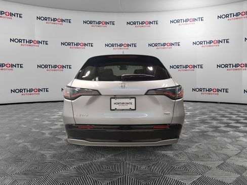 Used 2023 Honda HR-V EX-L image 5
