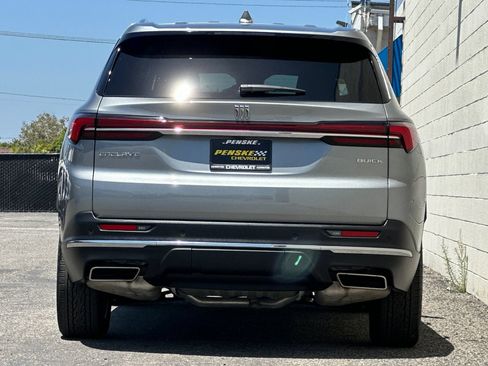 Certified 2026 Buick Enclave Preferred FWD image 5