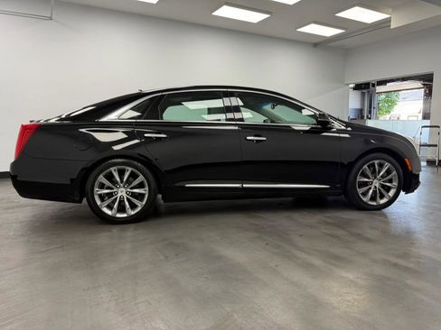 Used 2013 Cadillac XTS Luxury w/ Driver Awareness Package image 9