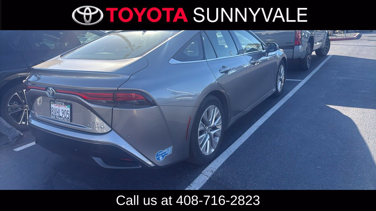 Used 2021 Toyota Mirai w/ Advanced Technology Package RWD image 2