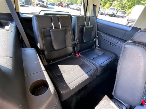 Used 2017 Ford Flex SEL w/ Equipment Group 202A AWD/4WD image 28