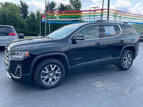 Used 2023 GMC Acadia SLT w/ Trailering Package AWD/4WD image 2