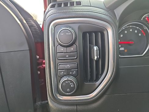 Used 2020 Chevrolet Silverado 3500 LT image 12