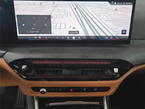 Certified 2025 BMW 430i Coupe w/ Convenience Package image 18