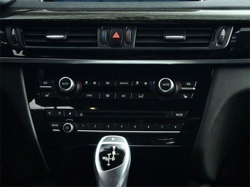 Used 2018 BMW X5 xDrive35i image 16
