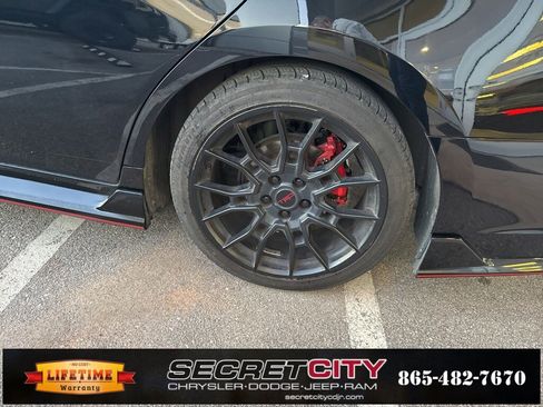 Used 2021 Toyota Avalon TRD image 18