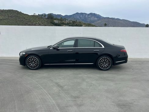 Used 2022 Mercedes-Benz S 580 4MATIC Sedan image 8
