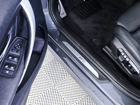 Used 2015 BMW 335i Sedan RWD image 9