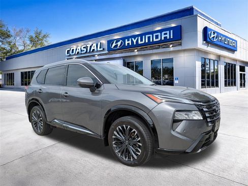 Used 2024 Nissan Rogue Platinum w/ Platinum Premium Package image 1