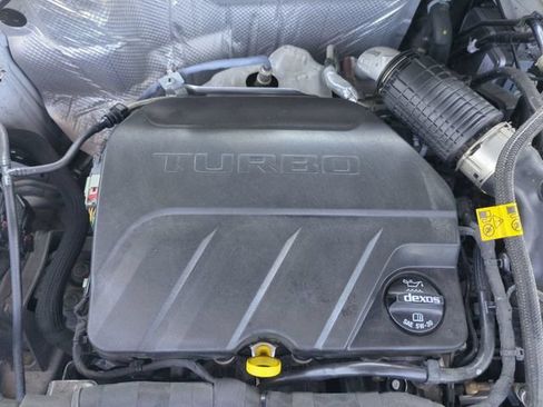 Used 2024 Chevrolet Trax ACTIV w/ Sunroof Package FWD image 20