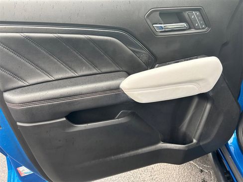 Certified 2024 GMC Canyon AT4X image 11