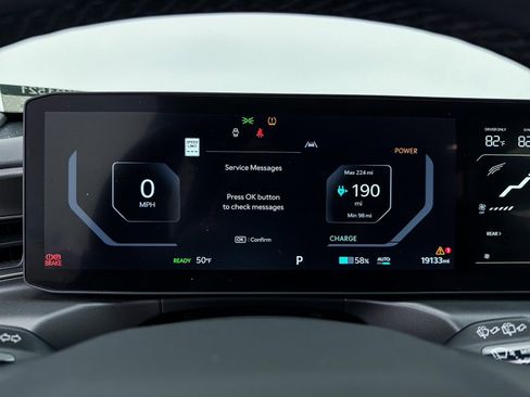 Used 2024 Kia EV9 Light Long Range image 4