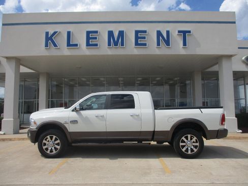 Used 2018 RAM 2500 Longhorn AWD/4WD image 1