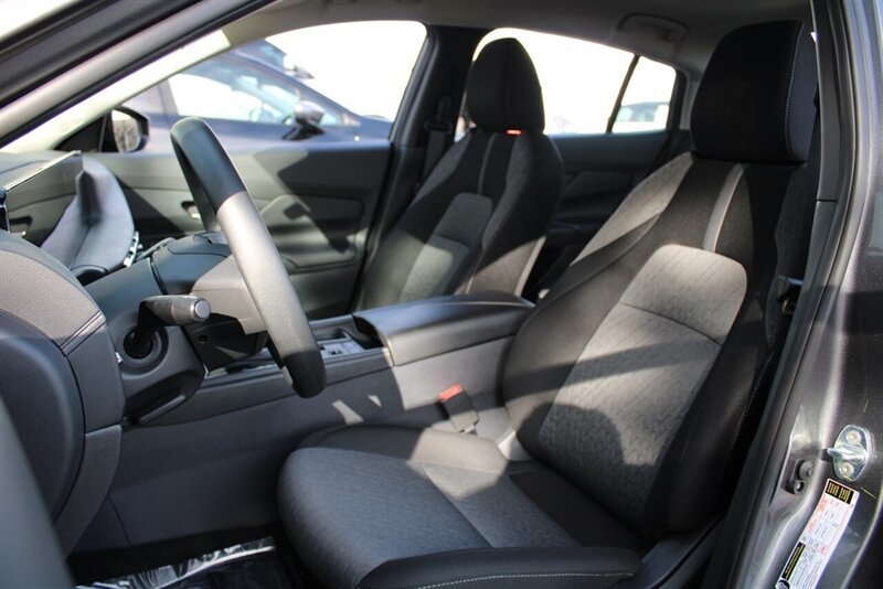 Used 2026 Nissan Sentra SV w/ Floor Mat Package FWD image 12