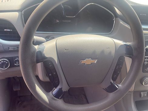 Used 2013 Chevrolet Traverse LS FWD image 16