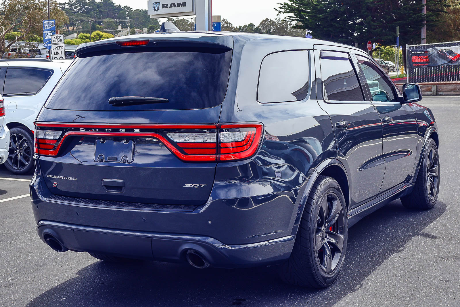 Used 2018 Dodge Durango SRT w/ Technology Group AWD/4WD image 22