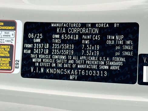 Certified 2026 Kia Carnival EX FWD image 37