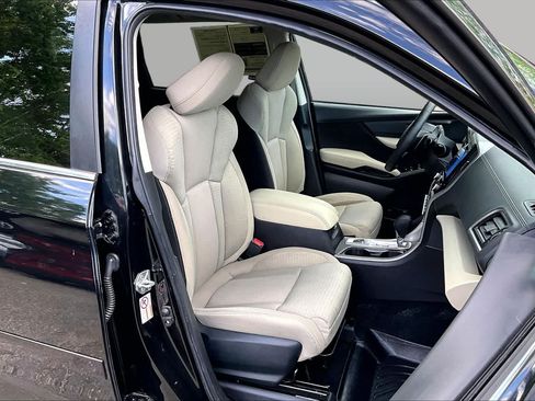 Used 2019 Subaru Ascent Premium AWD/4WD image 8