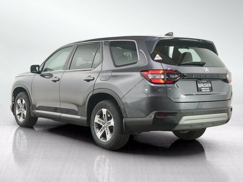 Used 2024 Honda Pilot EX-L image 3