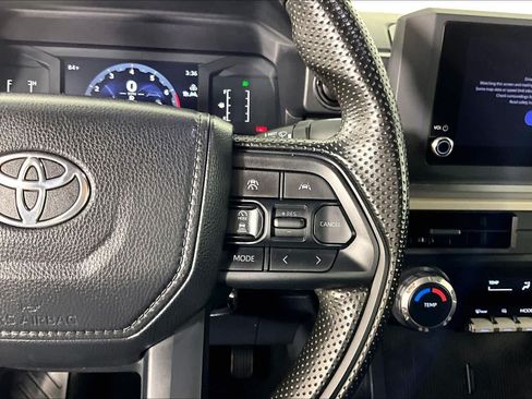 Used 2024 Toyota Tacoma SR5 AWD/4WD image 23