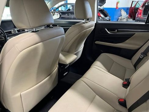 Used 2016 Lexus GS 200t w/ Premium Package RWD image 18