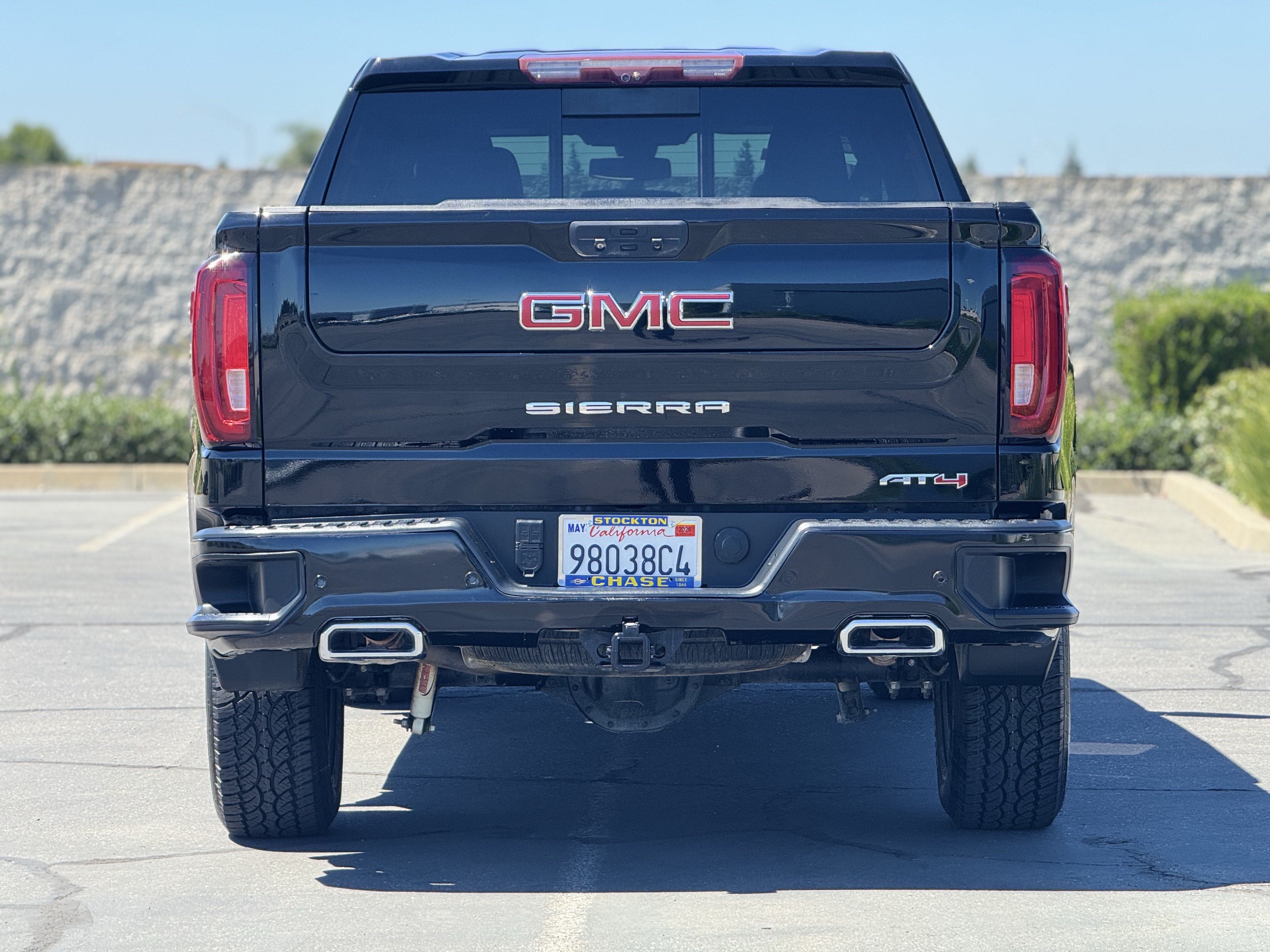 Certified 2021 GMC Sierra 1500 AT4 w/ AT4 Value Package AWD/4WD image 6