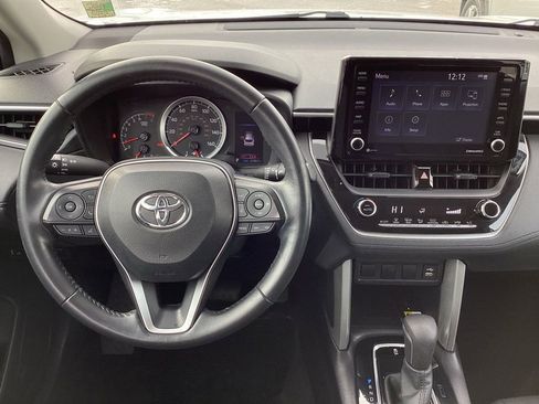 Used 2022 Toyota Corolla Cross LE image 18