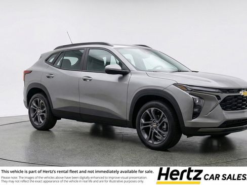 Used 2025 Chevrolet Trax LT w/ LT Convenience Package image 1