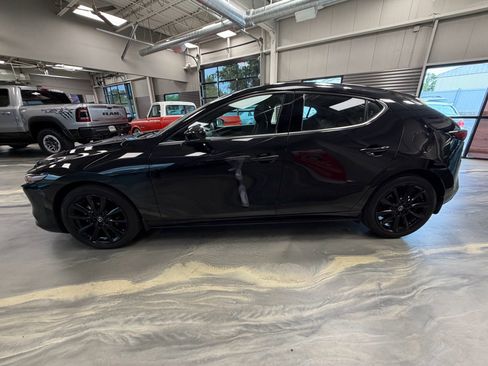 Used 2024 MAZDA MAZDA3 s FWD image 35