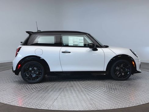 New 2026 MINI Cooper S image 9