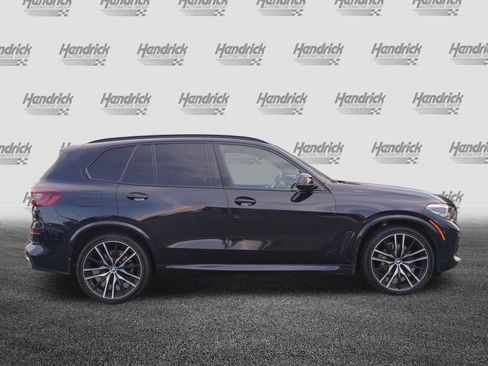 Used 2022 BMW X5 xDrive40i w/ M Sport Package AWD/4WD image 11