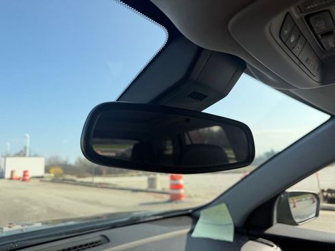 Used 2022 GMC Terrain SLE w/ Driver Convenience Package image 24